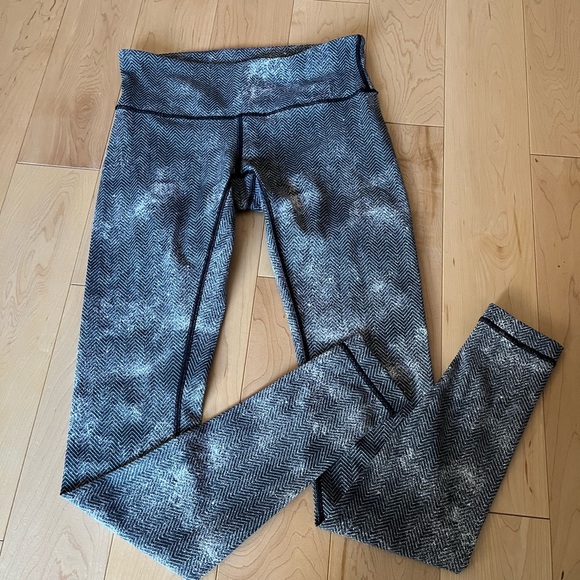 Lululemon Wunder Under Pant III Diffusion White Black size 6 - Picture 9 of 13